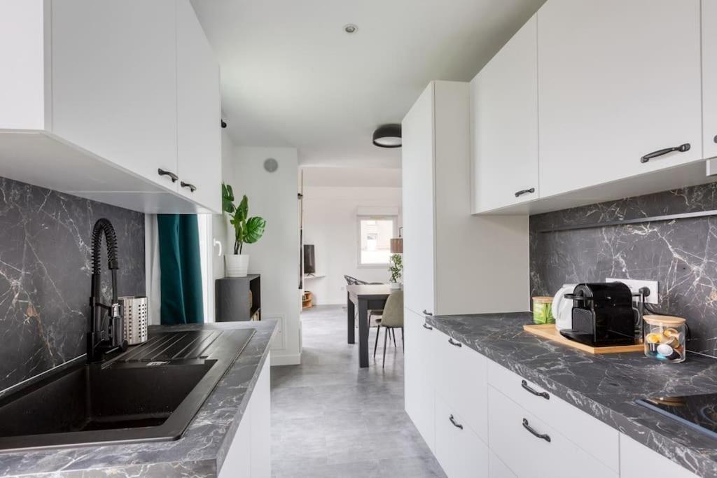 Premium Flat 6 People With Billard And Terrace Stade De France Saint-Denis  Exterior foto
