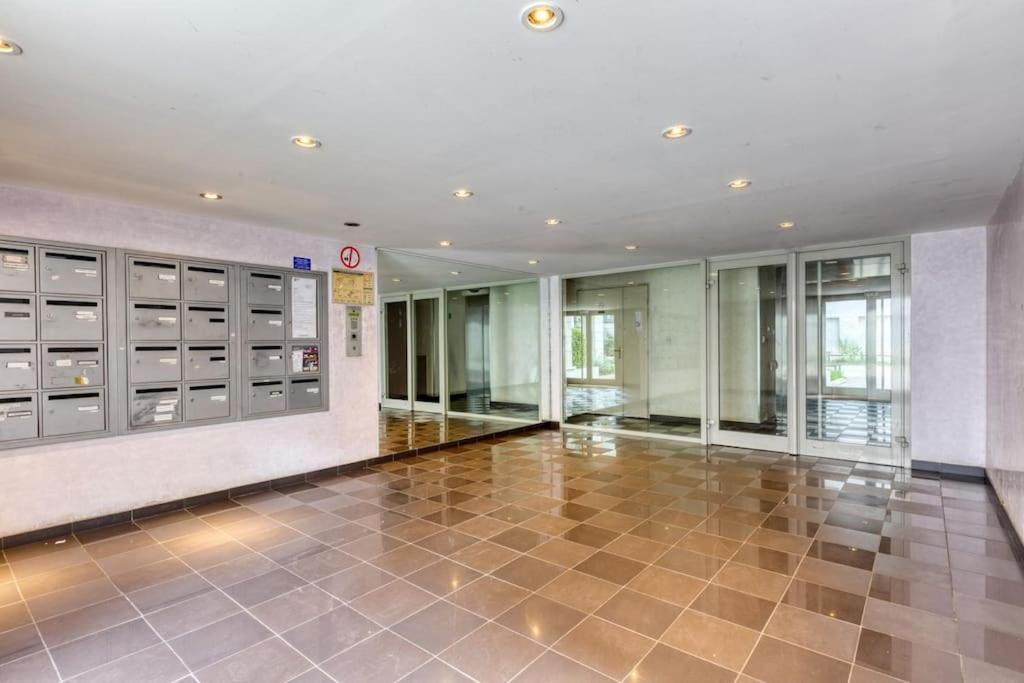 Premium Flat 6 People With Billard And Terrace Stade De France Saint-Denis  Exterior foto